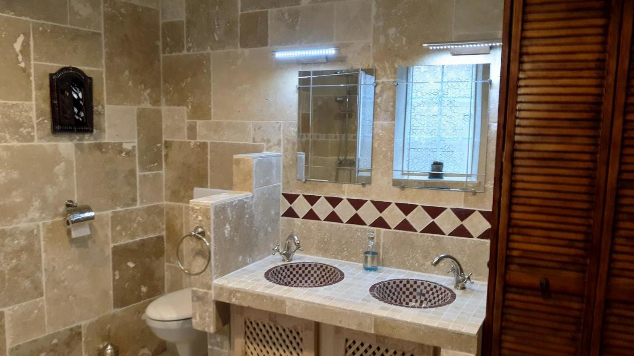La Morgiane Bed & Breakfast Saint-Germain-les-Vergnes Dış mekan fotoğraf