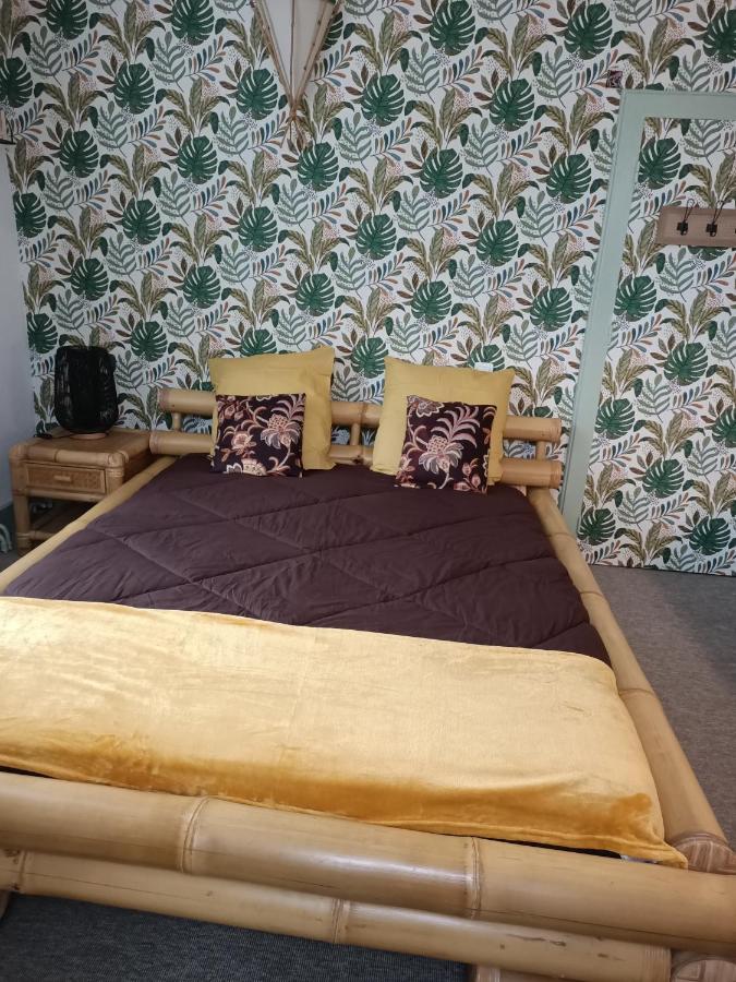 La Morgiane Bed & Breakfast Saint-Germain-les-Vergnes Dış mekan fotoğraf