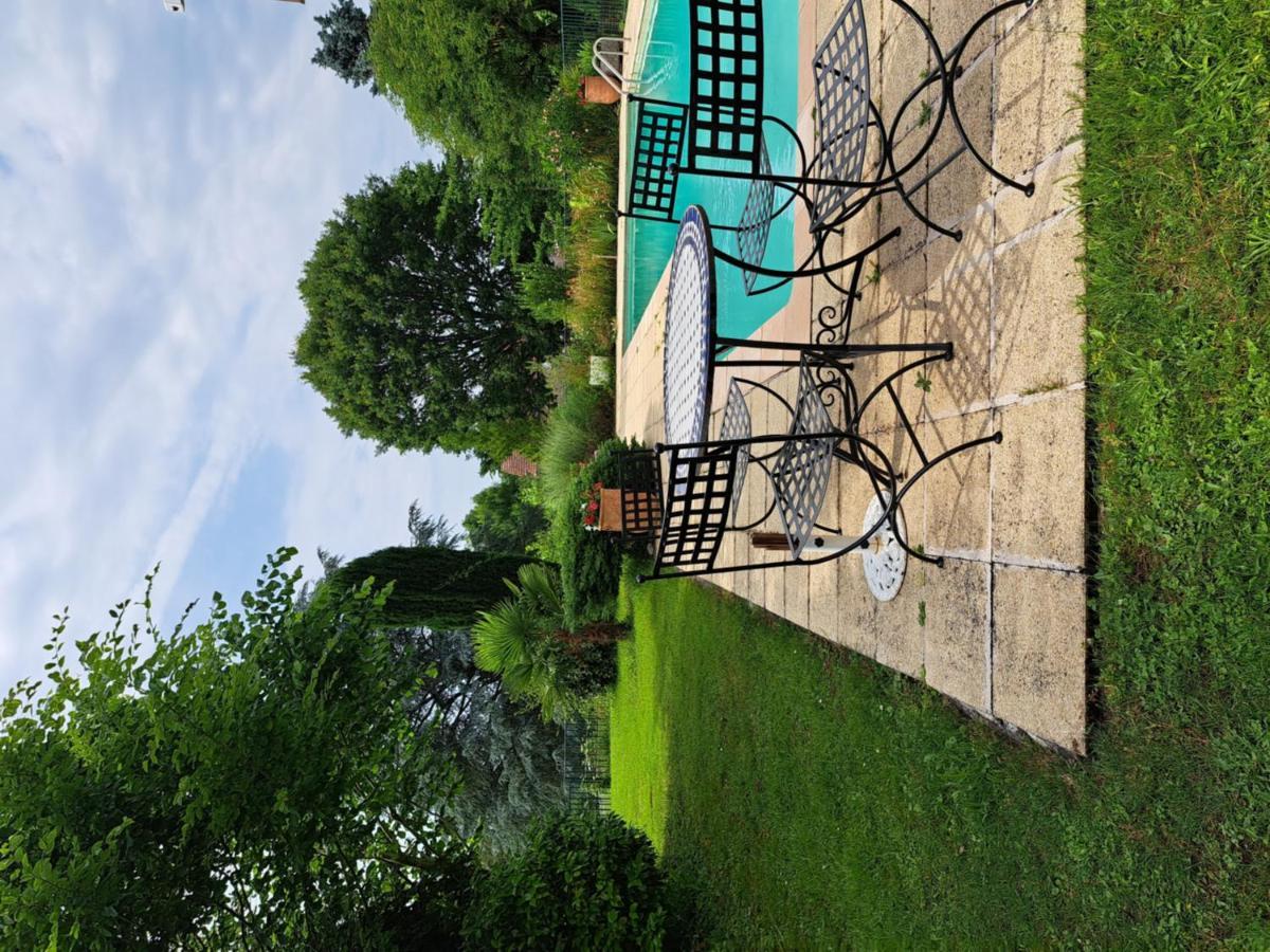 La Morgiane Bed & Breakfast Saint-Germain-les-Vergnes Dış mekan fotoğraf